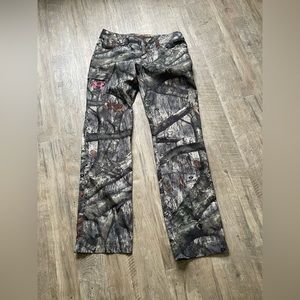 Mossy Oak Under Armour Pants